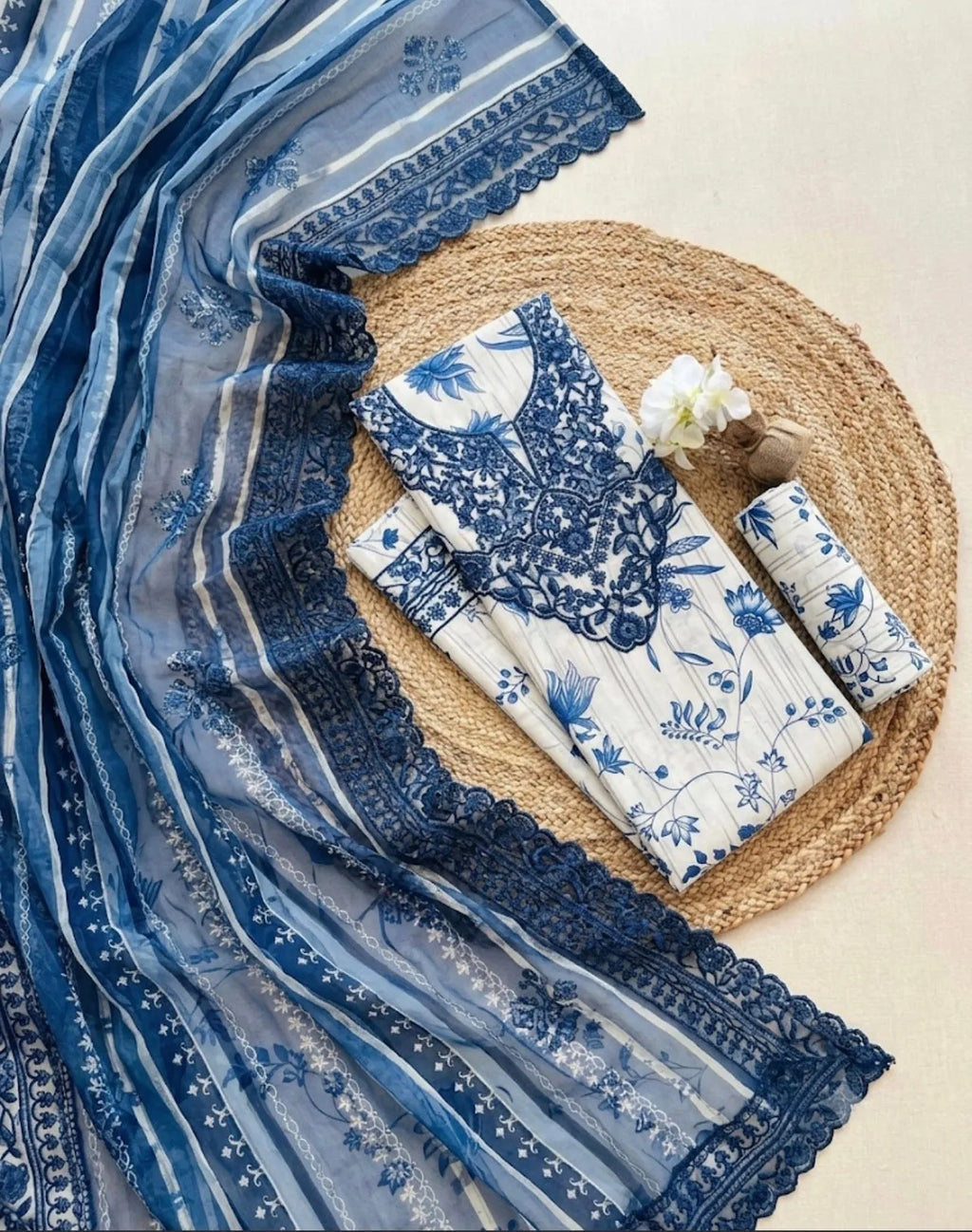 Jazmin – Sapphire Bloom Floral Luxury Lawn – 3PC