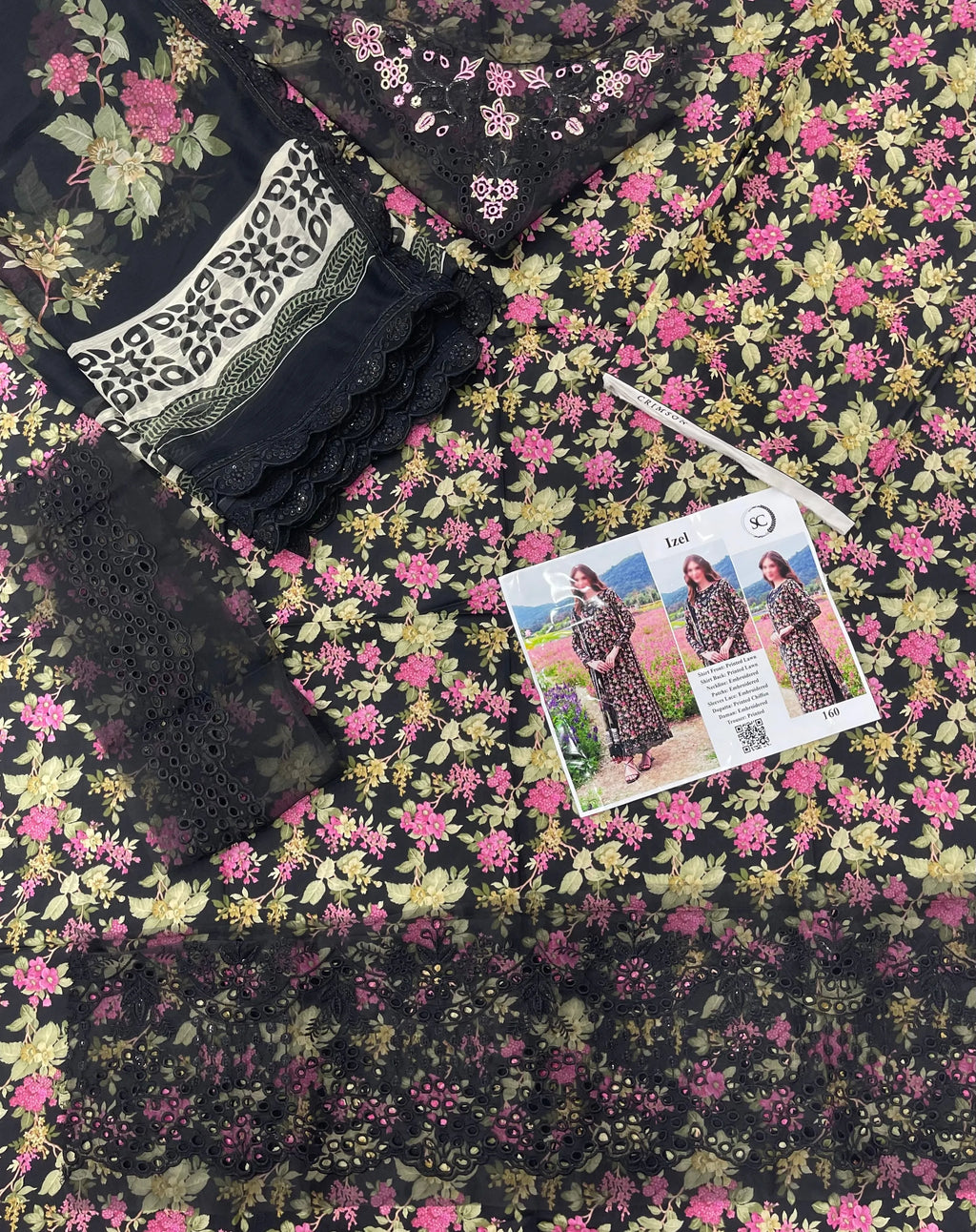 Izel – Noir Blossom Embroidered Lawn – 3PC
