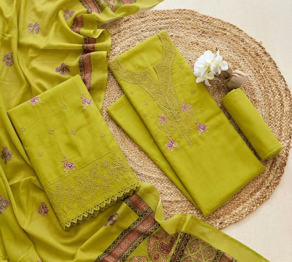 Qadri Arts – Lime Noor Embroidered Lawn – 2PC