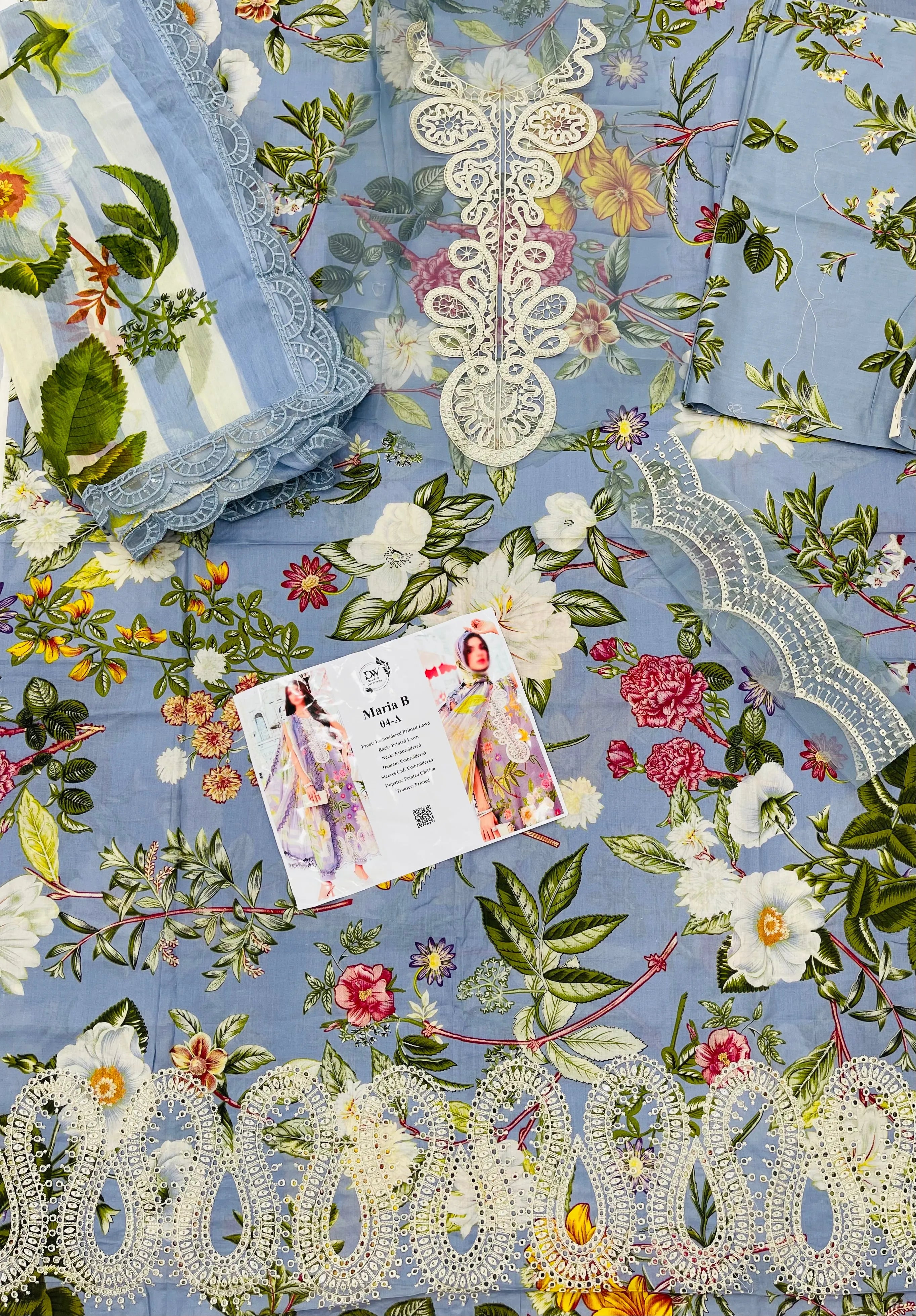 Maria B – Celeste Bloom Embroidered Floral Lawn – 3PC