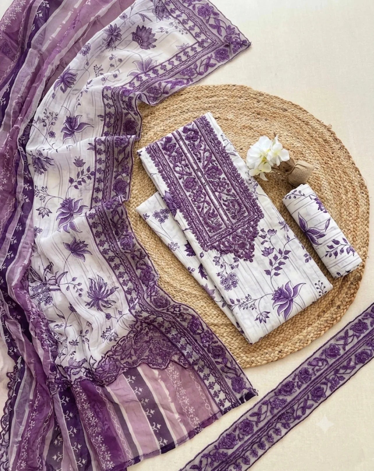 Jazmin – Lavender Coast | Printed Lawn 3Pc