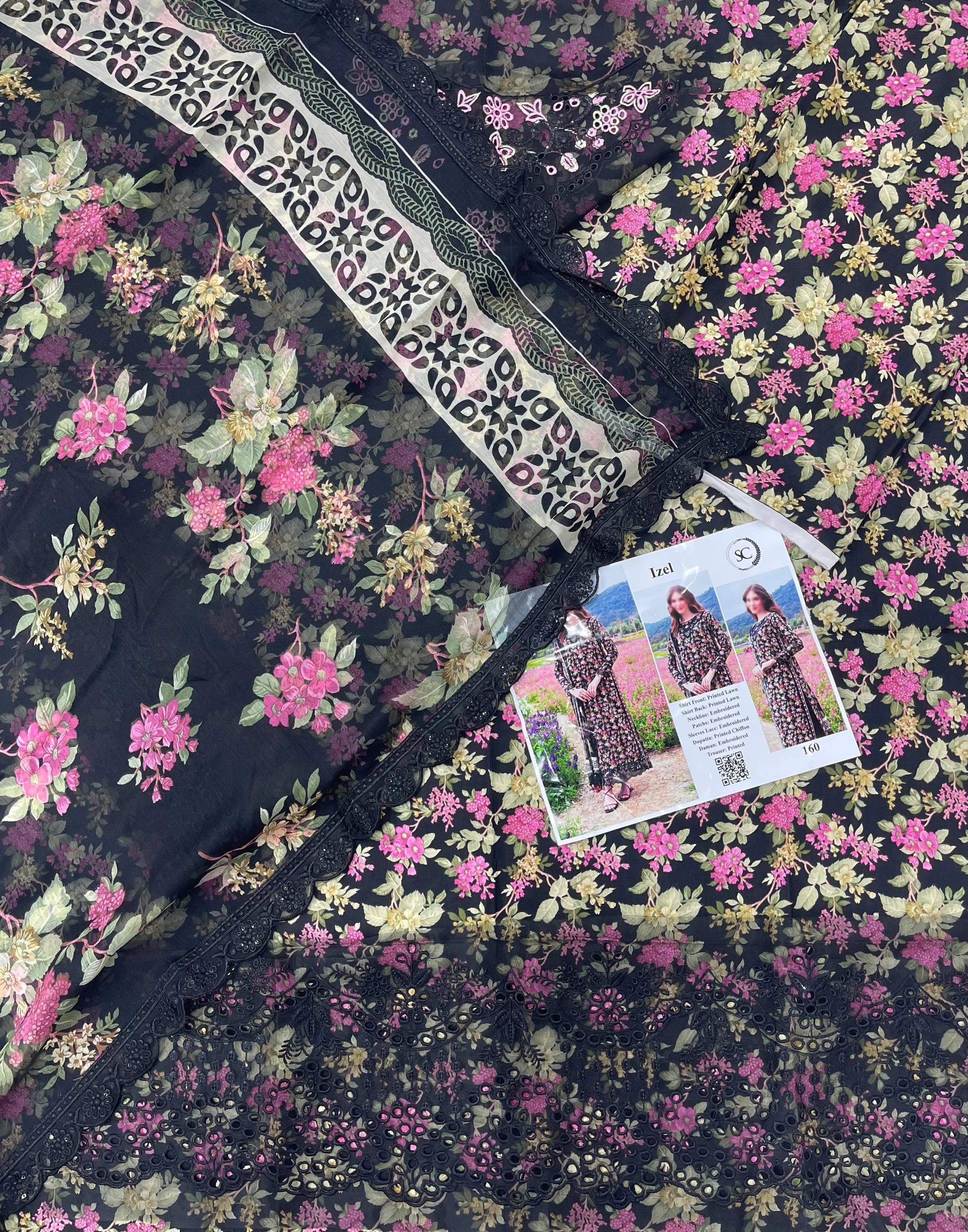 Izel – Noir Blossom Embroidered Lawn – 3PC